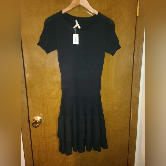 Maje Raliano Tiered Dress brand size 1 - Picture 7 of 8